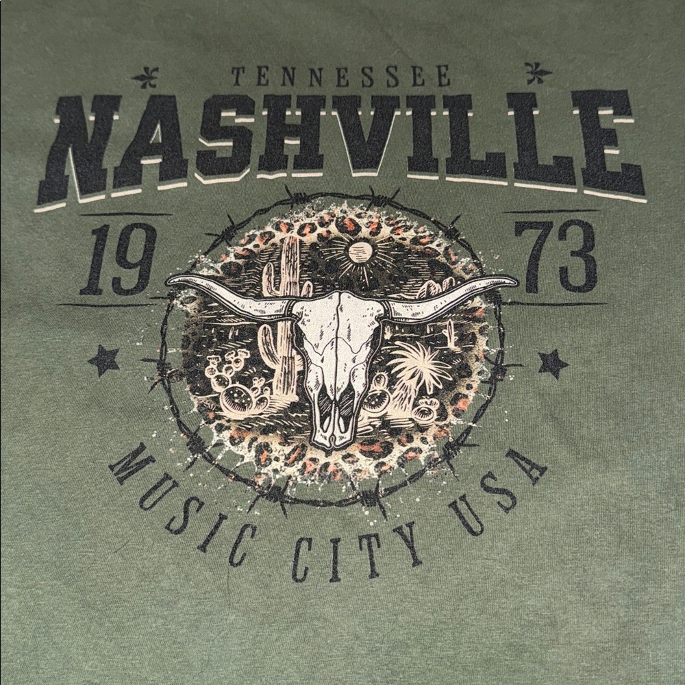 Nashville Music society Graphic Olive Green T-Shirt ladies M